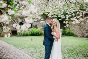 Bride and groom portraits, East Riddlesden Hall